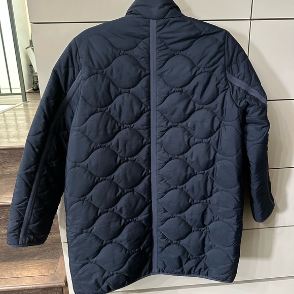 J. Crew Signature Puffer Coat Navy with Gold Accents size Medium - Picture 6 of 12